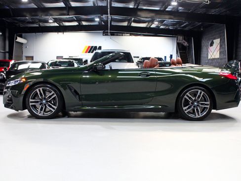 Used 2026 BMW 840i xDrive Convertible w/ Comfort Seating Package AWD/4WD image 4