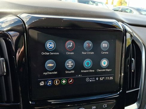 Used 2022 Chevrolet Traverse LT image 30