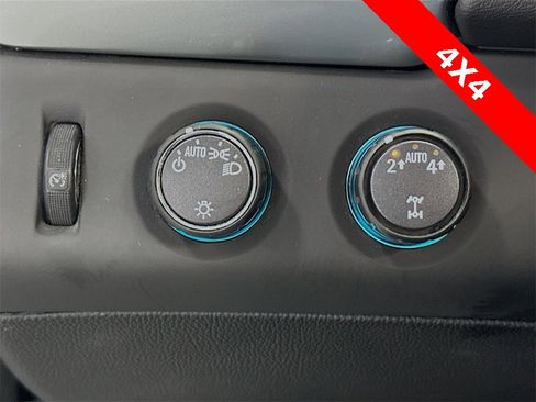 Used 2020 Chevrolet Tahoe LT image 11