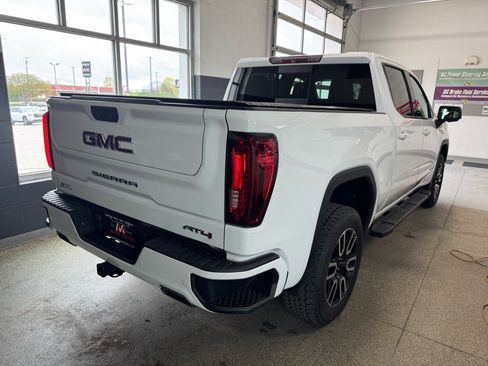 Used 2019 GMC Sierra 1500 AT4 w/ AT4 Premium Package AWD/4WD image 5