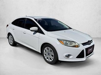 Used 2012 Ford Focus SE FWD video 3