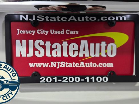 Used 2018 Mercedes-Benz C 300 4MATIC Sedan image 28