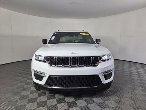 New 2025 Jeep Grand Cherokee Limited image 8