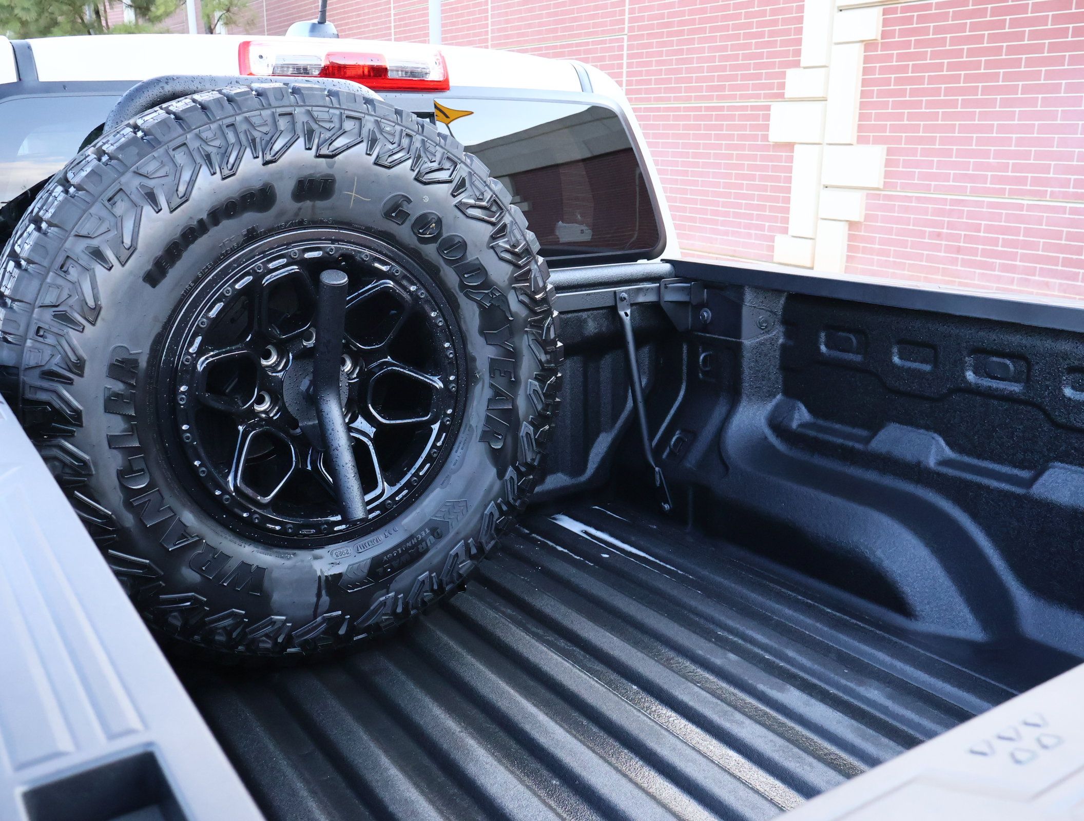 New 2026 Chevrolet Colorado ZR2 w/ ZR2 Bison Edition AWD/4WD image 27