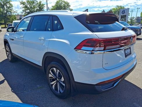 New 2026 Volkswagen Atlas Cross Sport SE AWD/4WD image 3