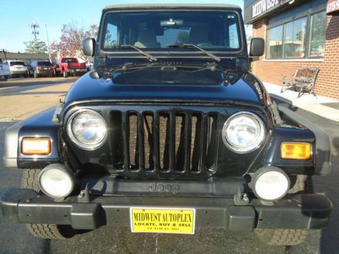 Used 2005 Jeep Wrangler Rubicon AWD/4WD image 7