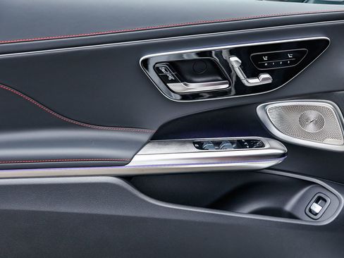 New 2026 Mercedes-Benz CLE 53 AMG 4MATIC Cabriolet image 17