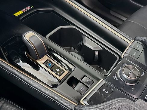 Certified 2024 Toyota Grand Highlander AWD Hybrid image 19