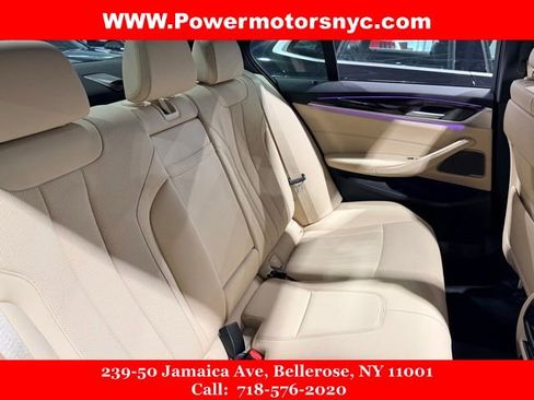 Used 2022 BMW 540i w/ M Sport Package image 24