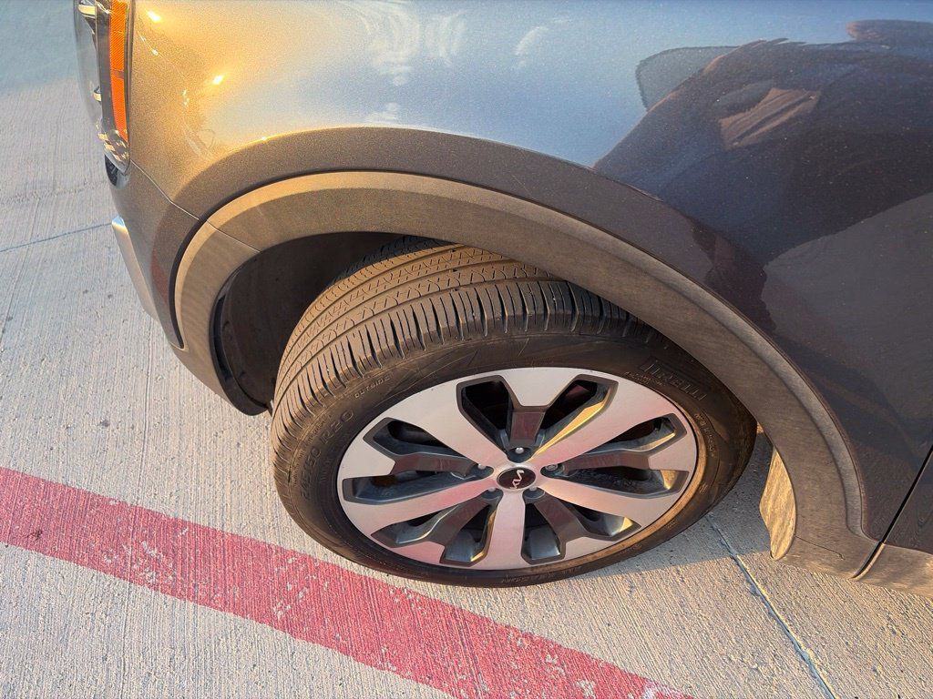 Used 2022 Kia Telluride S FWD image 4