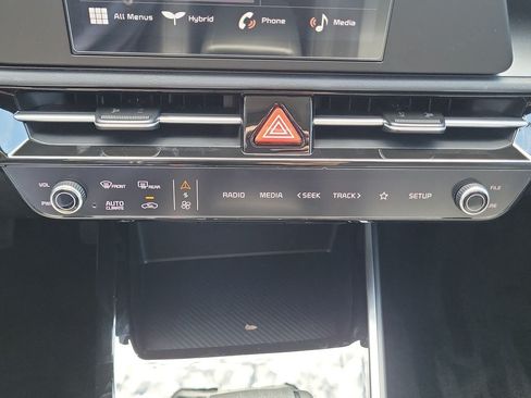 New 2026 Kia Niro LX FWD image 32