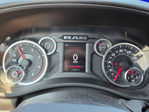 Used 2025 RAM 2500 Big Horn AWD/4WD image 24