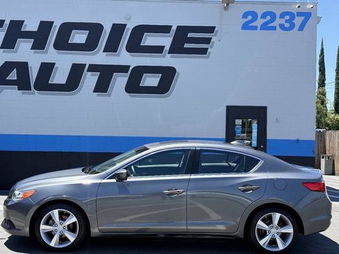 Used 2014 Acura ILX w/ Technology Package FWD image 23