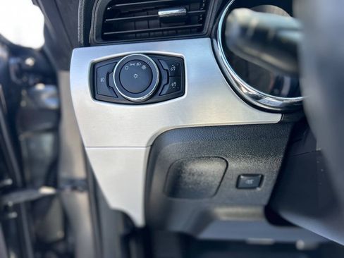 Used 2017 Ford Mustang Premium RWD image 12