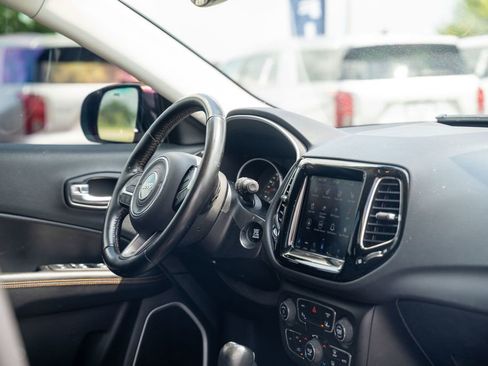 Used 2021 Jeep Compass Limited w/ Elite Interior Group image 11