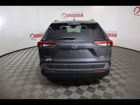 Used 2023 Toyota RAV4 XLE AWD/4WD image 13