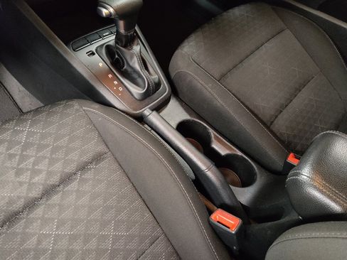 Used 2019 Kia Rio S FWD image 26