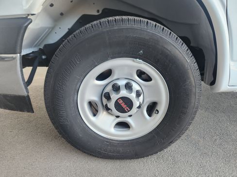 New 2025 GMC Savana 3500 w/ Power Convenience Package image 12