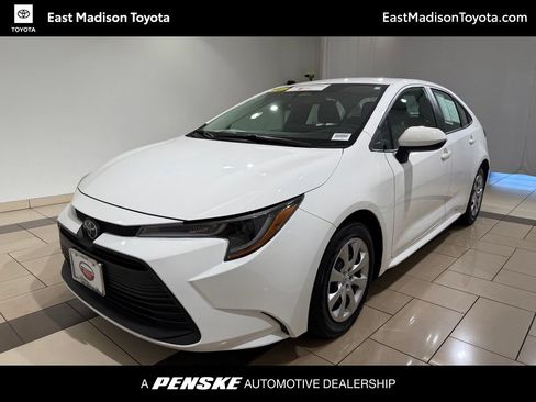 Certified 2024 Toyota Corolla LE FWD image 1