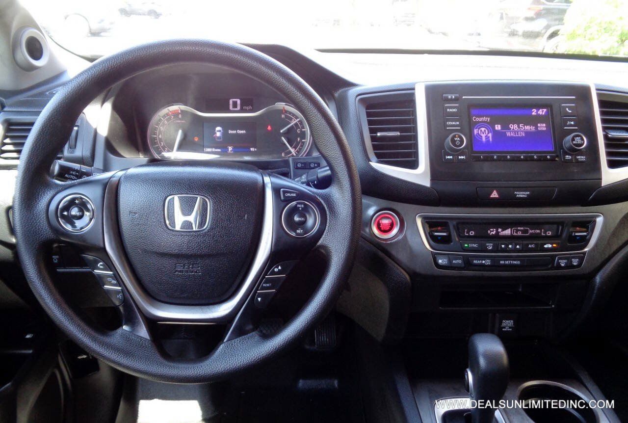 Used 2017 Honda Ridgeline Sport image 10