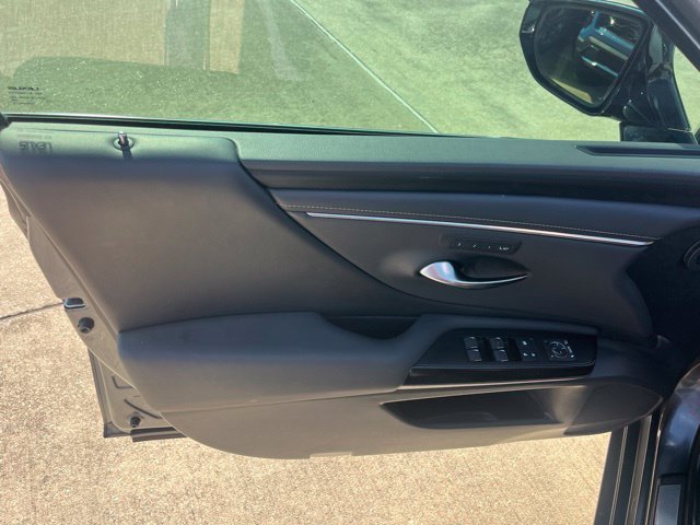 Used 2022 Lexus ES 350 w/ Premium Package FWD image 13