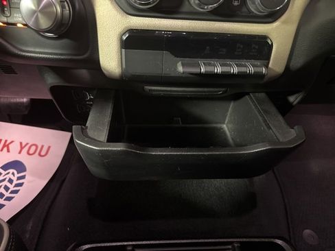 Used 2019 RAM 1500 Laramie image 28