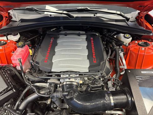 Used 2021 Chevrolet Camaro SS RWD image 21