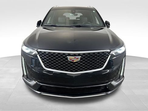 Used 2022 Cadillac XT6 Premium Luxury w/ Technology Package AWD/4WD image 8