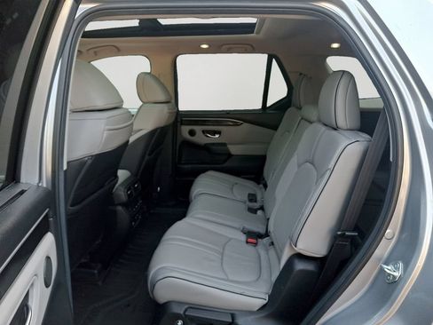 Used 2025 Honda Pilot Elite image 9