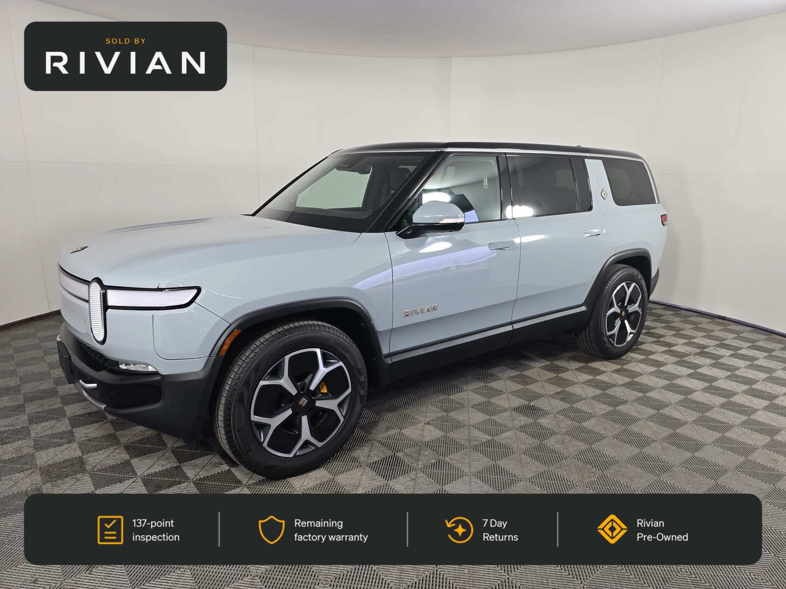 Used 2024 Rivian R1S Adventure Quad AWD/4WD image 1