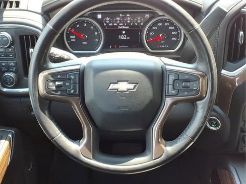 Used 2020 Chevrolet Silverado 1500 High Country w/ Technology Package AWD/4WD image 13