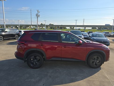 Used 2026 Nissan Rogue SV w/ Cold Weather Package FWD image 7