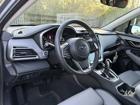 Used 2025 Subaru Outback Limited image 10