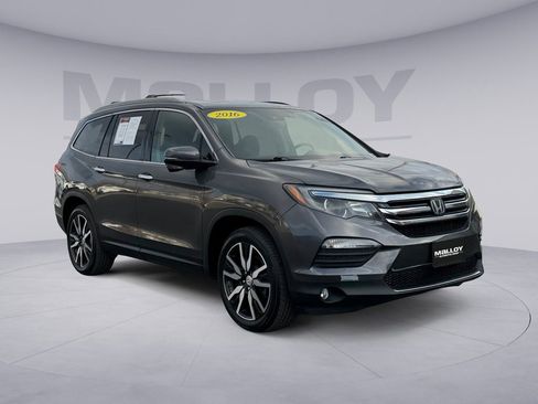 Used 2016 Honda Pilot Touring image 7