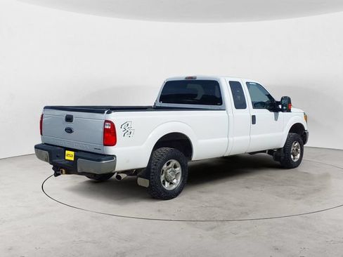 Used 2015 Ford F250 XLT w/ Camper Package AWD/4WD image 5