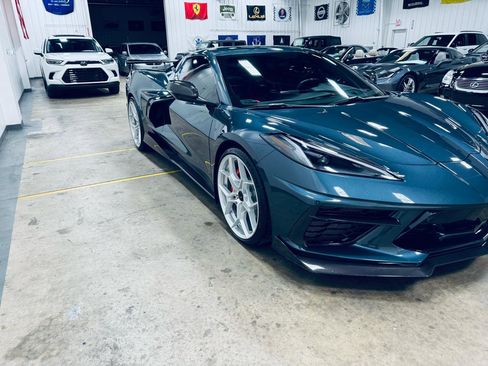 Used 2021 Chevrolet Corvette Stingray Premium Conv w/ Z51 Performance Package image 20