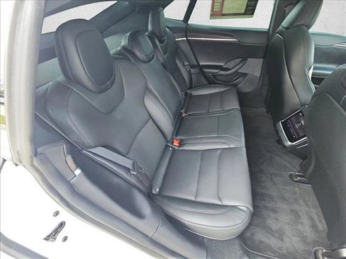 Used 2022 Tesla Model S image 20