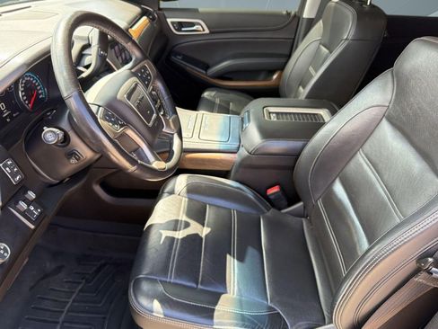 Used 2019 GMC Yukon Denali RWD image 5