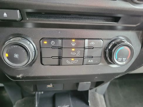 Used 2017 Ford F150 XLT AWD/4WD image 18