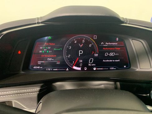Used 2020 Chevrolet Corvette Stingray Preferred Cpe w/ 2LT Preferred Equipment Group RWD image 22