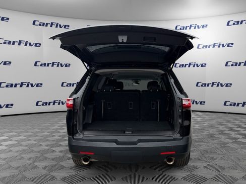 Used 2018 Chevrolet Traverse LS image 11