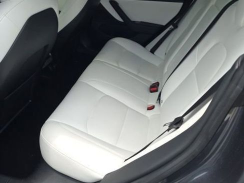 Used 2018 Tesla Model 3 Long Range AWD/4WD image 2
