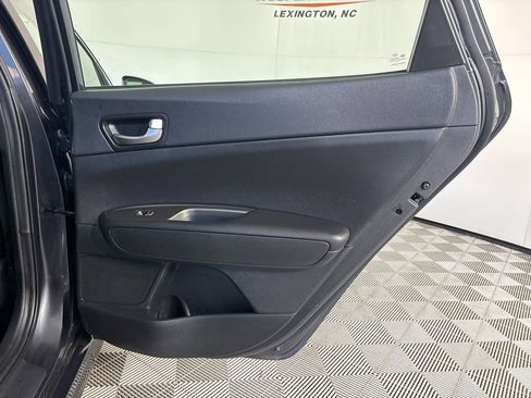 Used 2020 Kia Optima S image 24