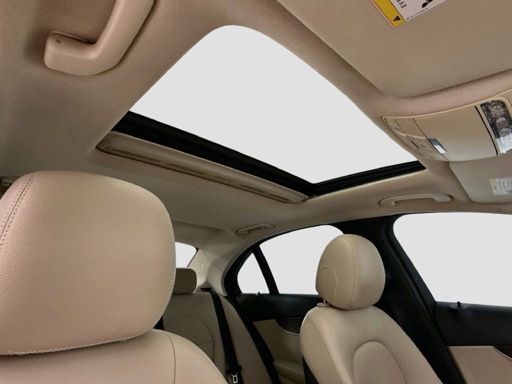 Used 2018 Mercedes-Benz C 300 Sedan image 16