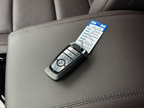 New 2026 Ford Explorer Platinum image 42