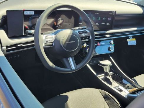 New 2026 Hyundai Tucson SEL image 3