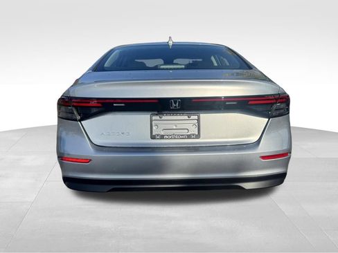 New 2026 Honda Accord LX image 18