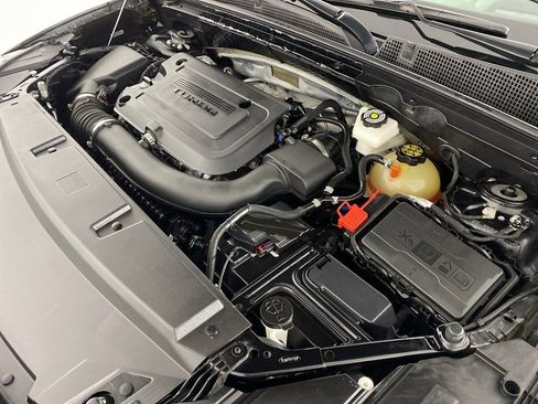 Used 2021 Buick Envision Avenir w/ Technology Package II image 35