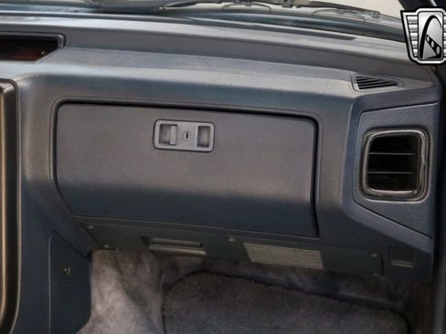 Used 1988 MAZDA RX-7 Convertible image 25