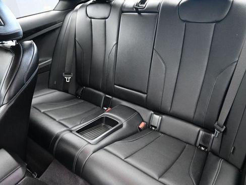Used 2026 BMW 230i Coupe RWD image 15